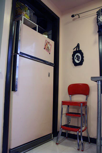 Kitchen fridge 3 | the both and | shorts and longs | julie rybarczyk Retro pink fridge Kitchen fridge 3 | the both and | shorts and longs | julie rybarczyk