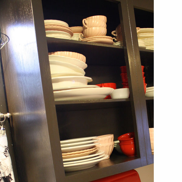 pink dishes 2 | the both and | shorts and longs | julie rybarczyk pink dishes 2 | the both and | shorts and longs | julie rybarczyk