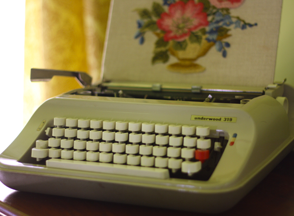 underwood typewriter | shorts and longs | julie rybarczyk 13 copy underwood typewriter | shorts and longs | julie rybarczyk 13 copy